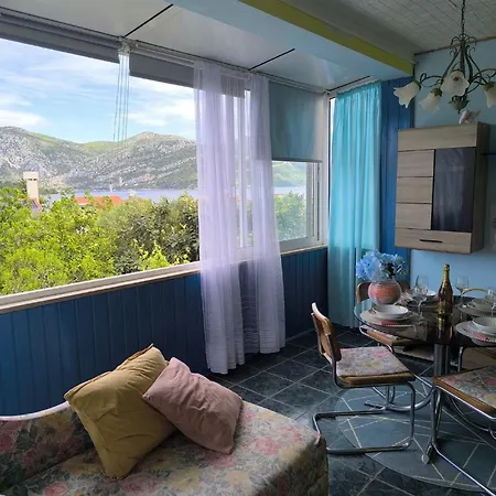 Cozy Zute, Island Of Korcula Kneza