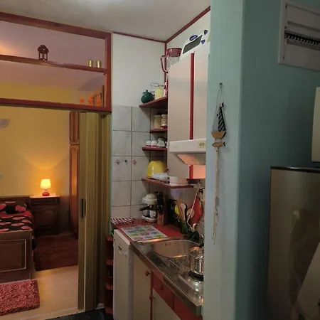 Cozy Zute, Island Of Korcula Appartement Kneza